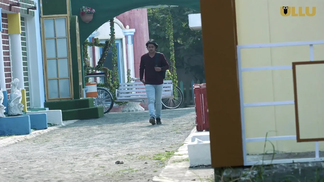 Preview of Jane Anjane Mein S04 E01-02 ULLU